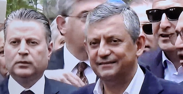 Özgür Özel'den Çerçeve Yasa Teklifine İlk Tepki