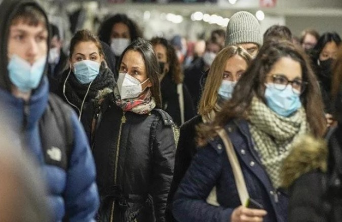 Fransa’da günlük vaka sayısı 91 bin 608 ile en yüksek seviyede 