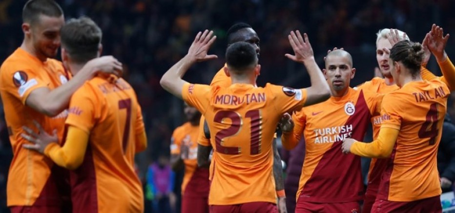 Galatasaray  4-2 Marsilya’yı devirdi 