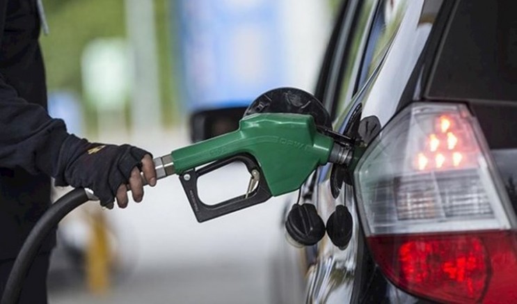 Gece yasından itibaren benzin, LPG ve motorine zam yapıldı 