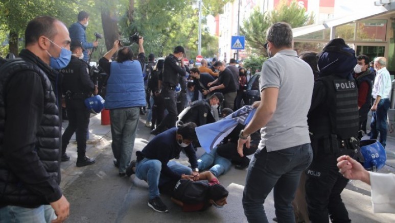 Genelge ile Eylemlerde ses ve görüntü kaydı almak yasaklandı 