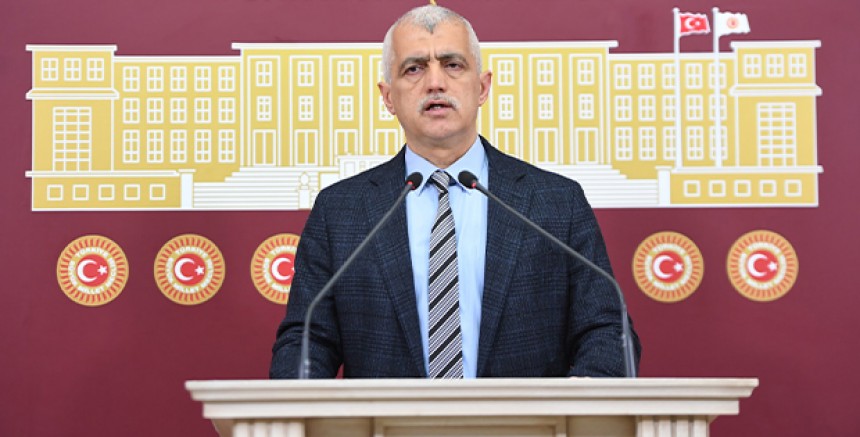 Gergerlioğlu, “Kobani Davasında söze yüzlerce yıl ceza, bir tarafta da Sinan Ateş cinayeti örtbas edilmeye çalışılıyor. Olacak iş mi?