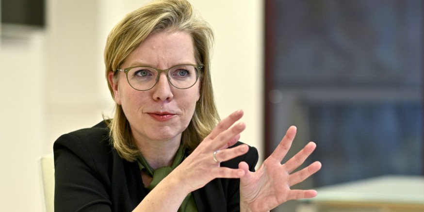 Gewessle | Aşırı hız yapan şoförlerin araçlarına el konulacak