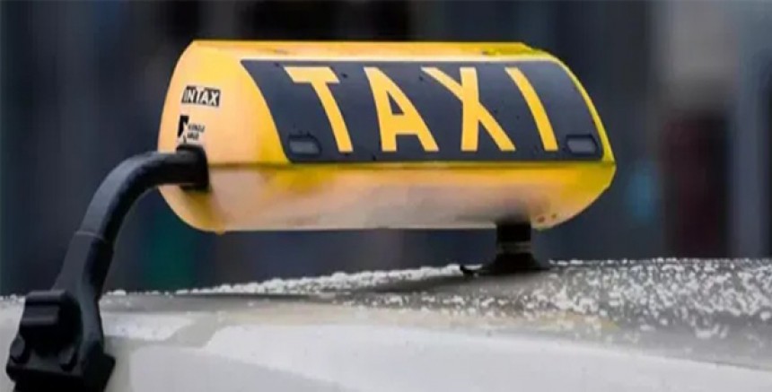 Graz’da Silahlı Gasp Girişimi: Taksi Şoförü Saldırıdan Son Anda Kurtuldu
