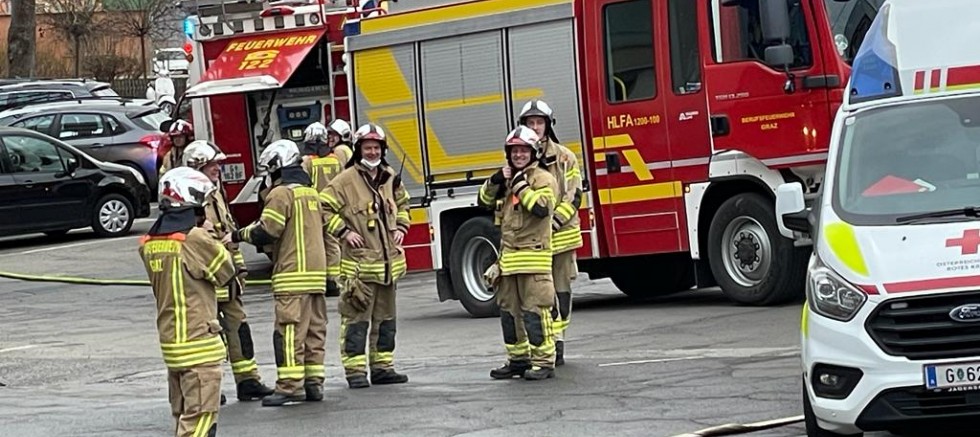 Graz, St. Peter’de yangın (VİDEO)