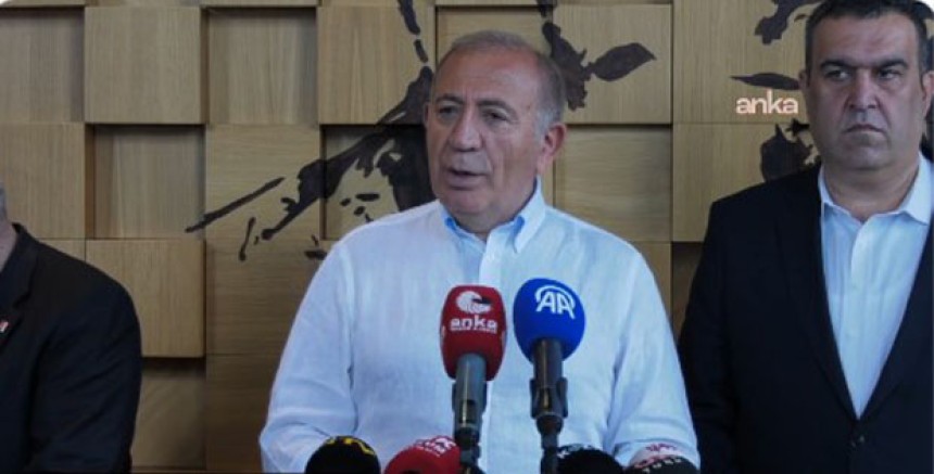 Gürsel Tekin`den `Paralı Figüran` İddialarına Yanıt: Gazetecileri Hedef Aldı, 