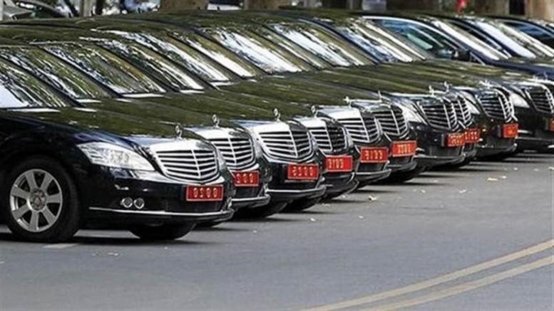 Halkın çadır diye feryat ederken |Bakanlık 16,3 milyon TL'ye araç kiraladı