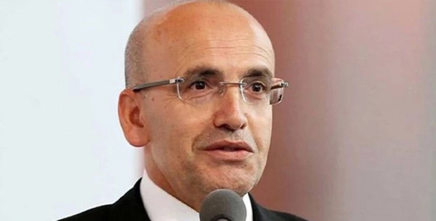 Hazine ve Maliye Bakanı'nın Basın Danışmanı Çift Maaş Alıyor: Aylık Geliri 200 Bin TL