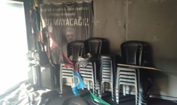 HDP binası ateşe verildi