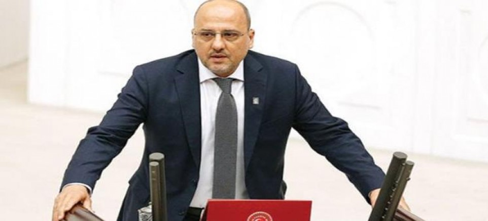 HDP İstanbul Milletvekili Ahmet şık partisinde istifa etti