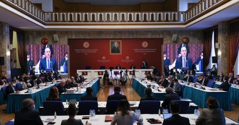 HDP’li Garo Paylan’dan Çavuşoğlu’na tepki: Toplumsal barışa zarar veriyorsun 