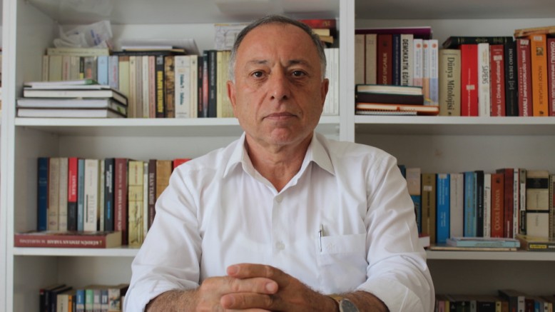 HDP Milletvekili Hasan Özgüneş, AKP ile HDP arasında görüşmeler olduğunu söyledi