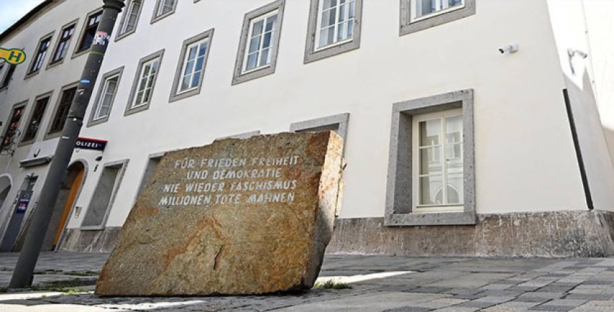 Hitler'in Doğduğu Ev Polis Merkezi Olarak Hizmete Açıldı