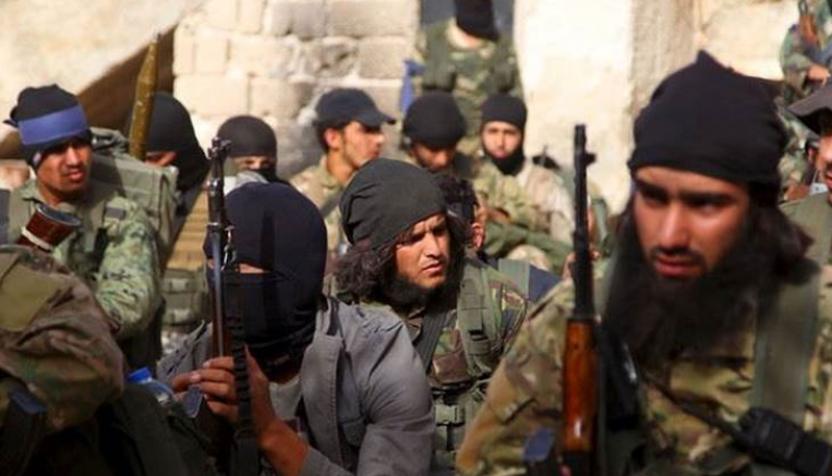 Humus kırsalında sivil halka saldıran IŞİD 53 kişiyi katletti 