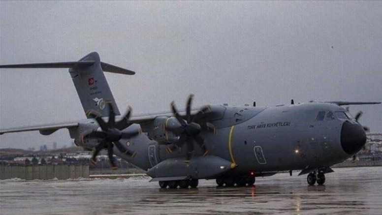 “İki Türk uçağı Kiev'de mahsur kaldı”