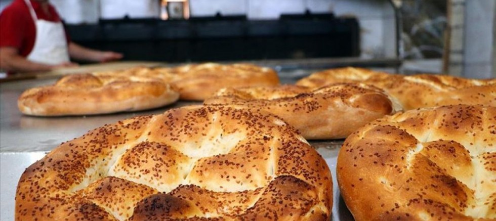 İmamoğlu: Halk Ekmek'te Ramazan pidesi 3 liradan satılacak