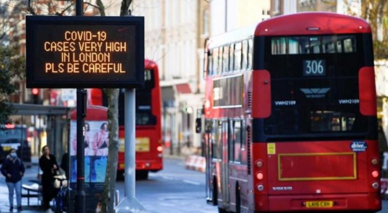 İngiltere Covid-19 tedbirlerini tamamen kaldırmayı planlıyor 