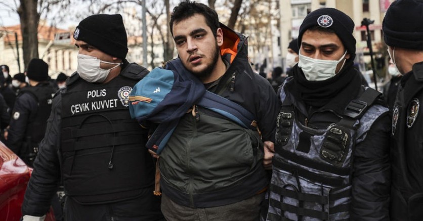 HRW: Boğaziçi protestocuları insan hakları ihlallerine maruz kaldı  