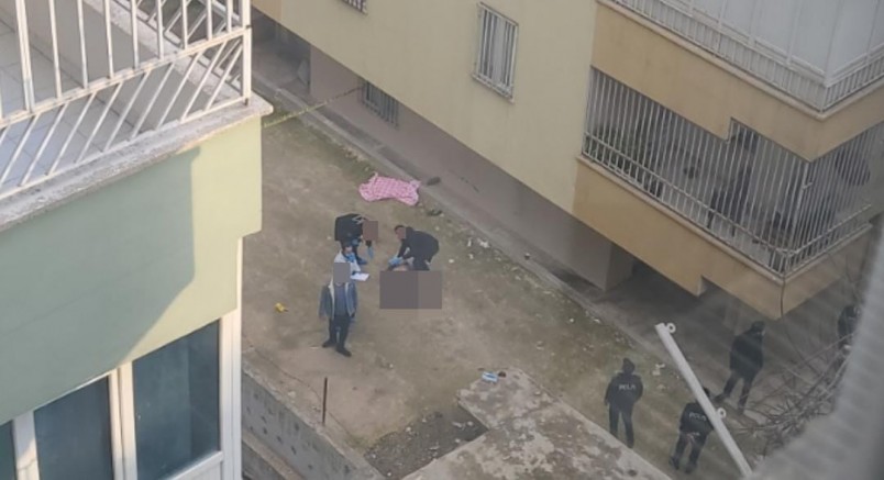 İntiharların başkenti Urfa’da bu kez 20 yaşında ki genç beşinci kattan atlayarak yaşamına son verdi!