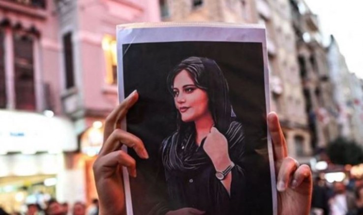  İran’da devriminden bu yana yaşanan en uzun soluklu gösteriler 100. gününe girdi