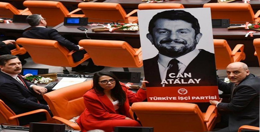 İstanbul 13. Ağır Ceza Mahkemesi AYM'nin kararını tanımadı: Can Atalay tahliye edilmedi