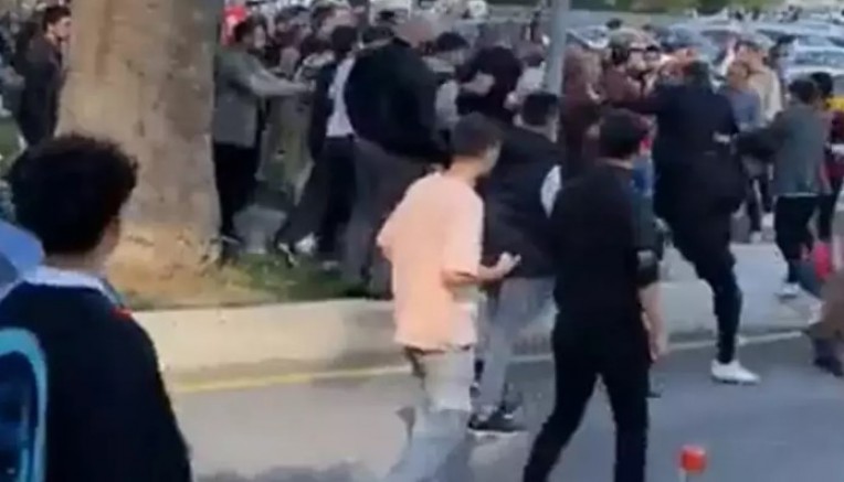 İstanbul Pendik'te AKP'liler CHP'li gençlere saldırdı