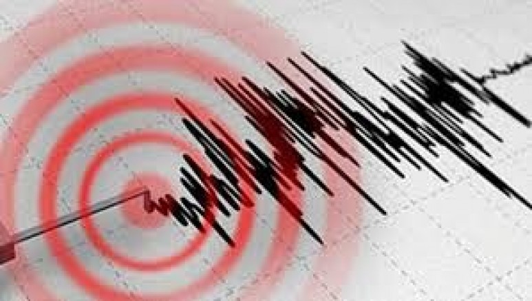 İzmir’de 4,2 büyüklüğünde deprem