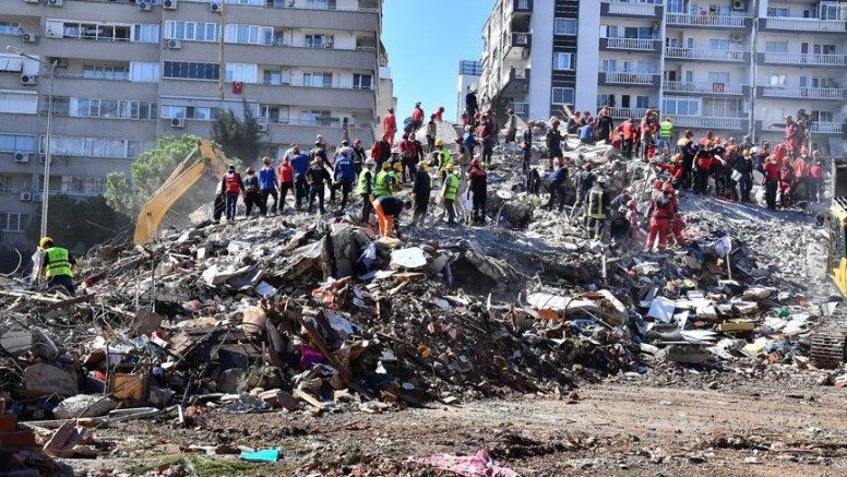 İzmir depreminde son durum: yaşamını yitirenlerin sayısı 100’e yükseldi