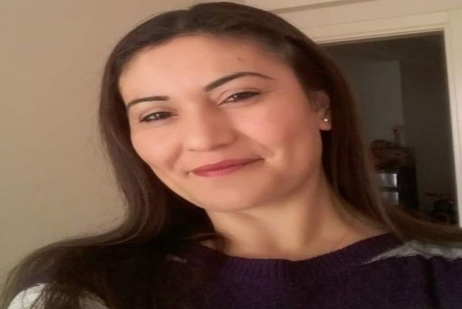 İzmir Gaziemir’de 3 çocuk annesi kadın, boğazı kesilerek katledildi