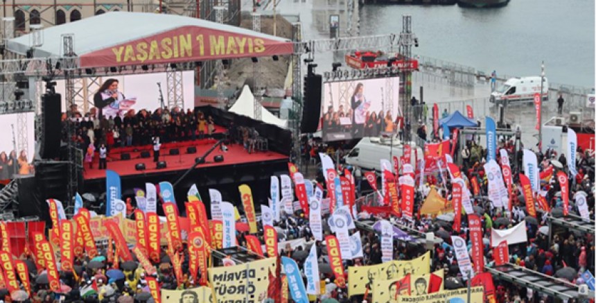 Kadıköy'den Tüm Türkiye'ye 1 Mayıs Mesajı: “Ya Hep Beraber, Ya Hiçbirimiz”