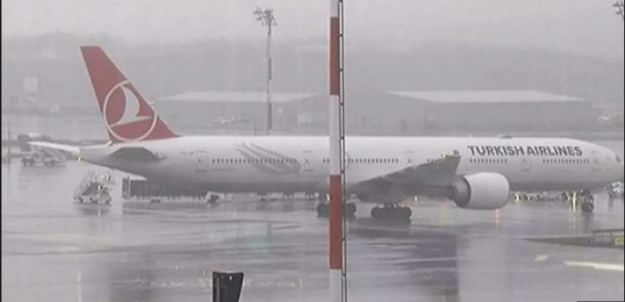 Kar yağışı İstanbul’da THY’nin 162 seferini iptal ettirdi 