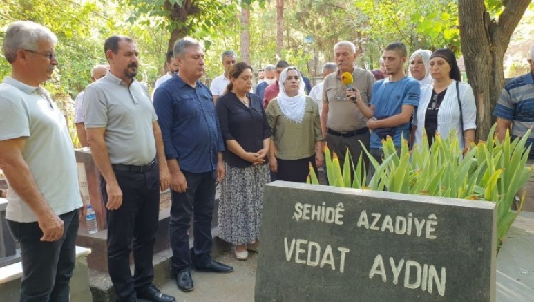 Katledişinin 30. Yılında, Vedat Aydın mezarı başında anıldı 