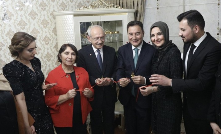Kılıçdaroğlu ve Babacan aileleri nikahta buluştu 
