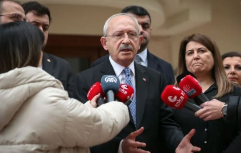 Kılıçdaroğlu, Yarbay Ali Tatar’ın İstanbul’da yaşayan eşi Nilüfer Tatar’ı  ziyaret etti