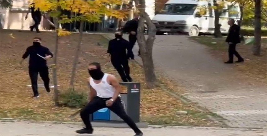 Kim Bu “Eli Palalı” Faşist Güruhlar?