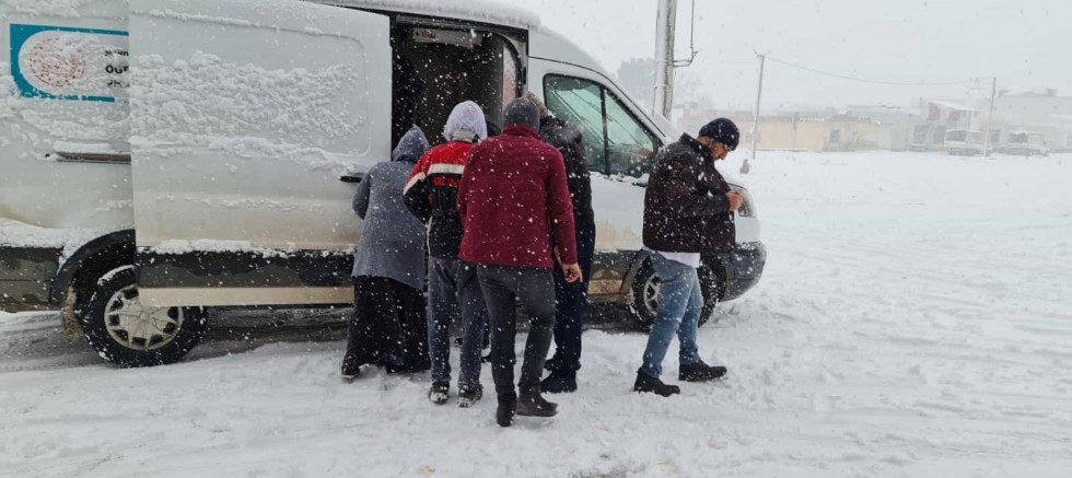Kızıltepe öğretmenevi beş bin aileye sıcak yemek dağıttı