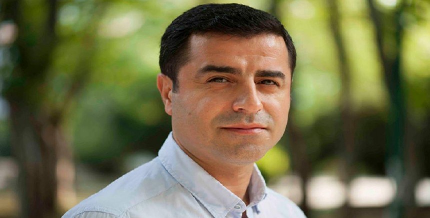 Kobani Davasında Karar Günü: Selahattin Demirtaş ve 107 Kişi Yargılanıyor Ara Manşet 1: 108 Sanık, 38'er Kez Ağırlaştırılmış Müebbet İstemi