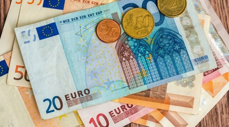 Korona sürecindeki daralma Euro bölgesinde enflasyona yüzde 4,9 ile rekor kırdırdı 