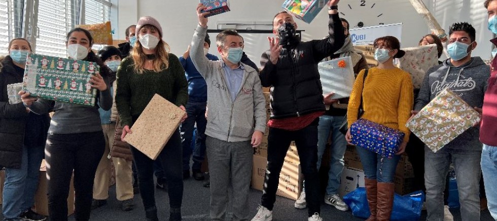  KUBİ'den çocuklara bin oyuncak