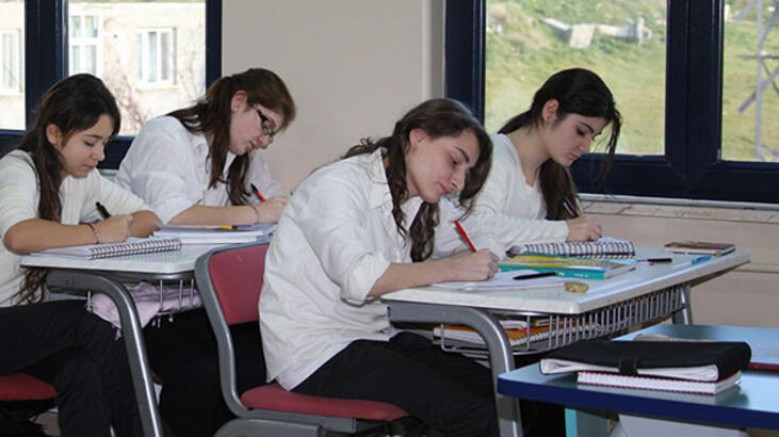 Lisede bu yıl sınıfta kalma kaldırıldı