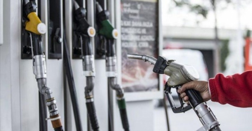 LPG'ye zam, motorin ve benzine indirim