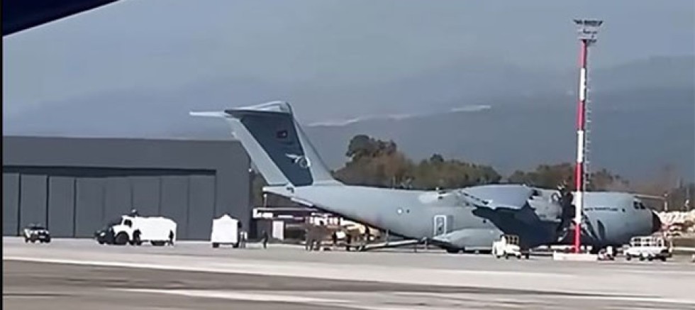 Arnavutluk’a askeri uçakla TOMA gönderildiği iddiası: Çömez’den tepki