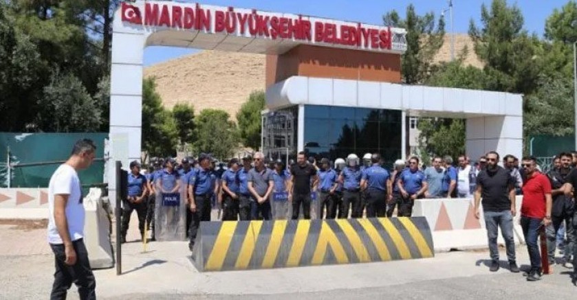 Mardin Büyükşehir Belediyesi Kayyumu resmi belgede sahtecilik yapmış 