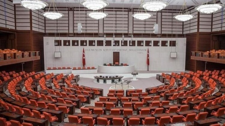 Meral Danışbeştaş uyardı: Meclis apar topar boşaltıldı