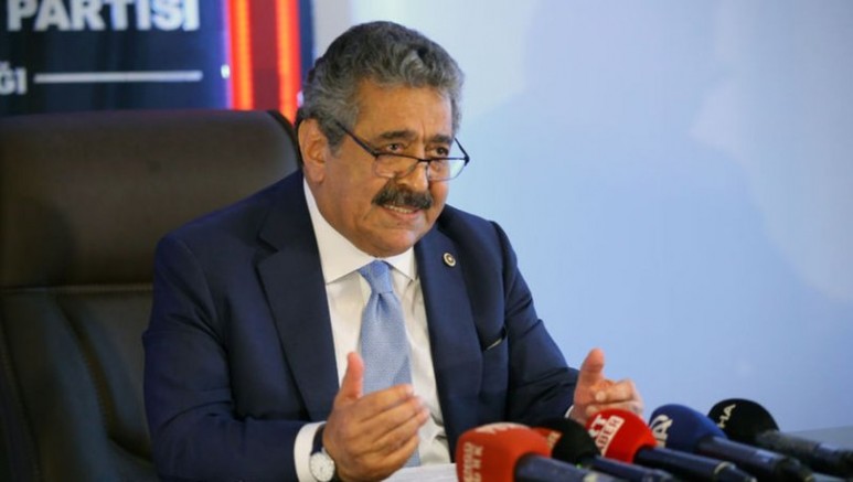 MHP’den istifa eden Bülent Arınç’a: Takke düştü kel göründü