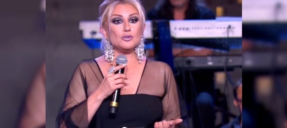 Muazzez Ersoy TRT'de yayını terk etti
