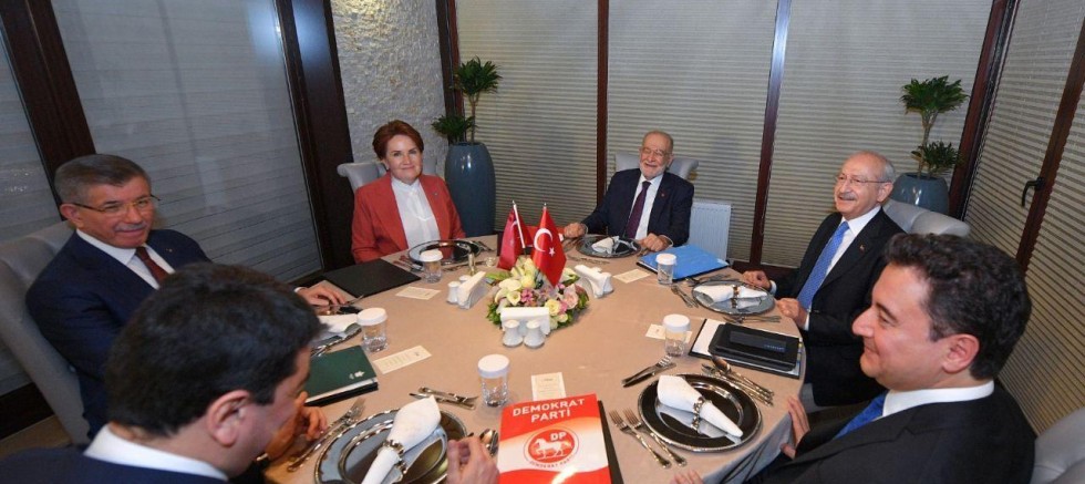 Muhalefetin 5. toplantısında neler konuşuldu?