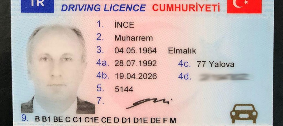 Muharrem İnce'den ehliyet cevabı: Bir zahmet arkadaşa da diplomasını sorar mısınız?