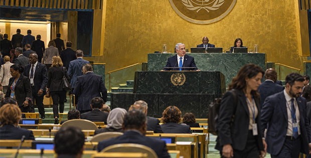 Netanyahu BM Kürsüsüne Çıkınca Ülke Heyetleri Salonu Terk Etti