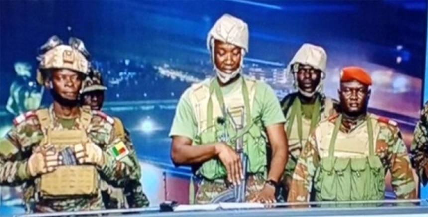 Nijerya, Benin’deki Darbe Girişiminin Ardından Kotonu’yu Hedef Aldı